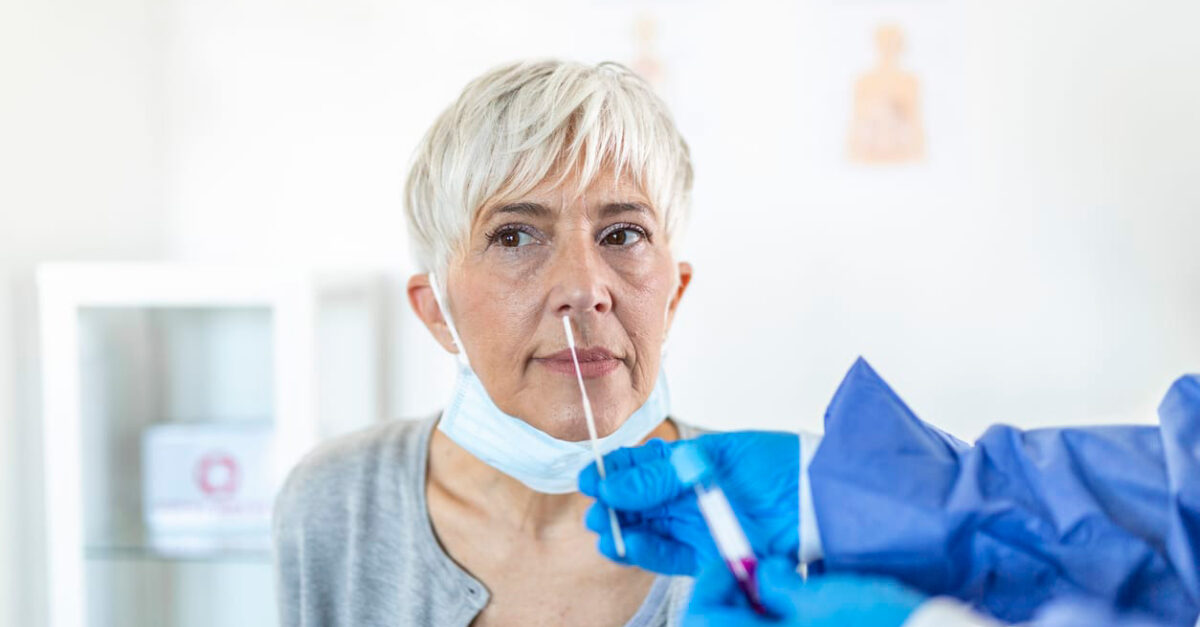 Rapid COVID Test vs. PCR – Which One Do You Need?